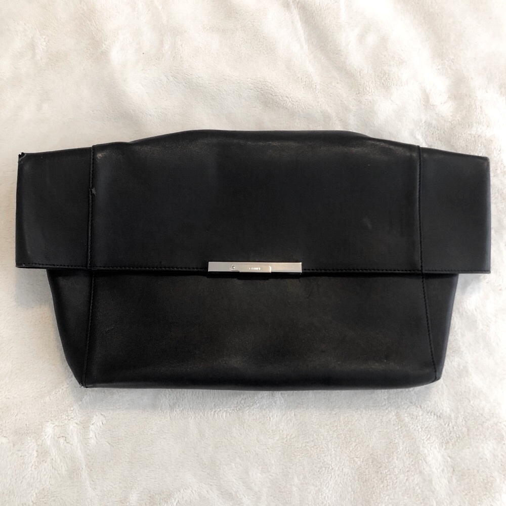 🌱 CELINE Authentic Clutch Black